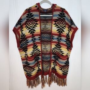 American Eagle Outfitters women's knit poncho size XS J41